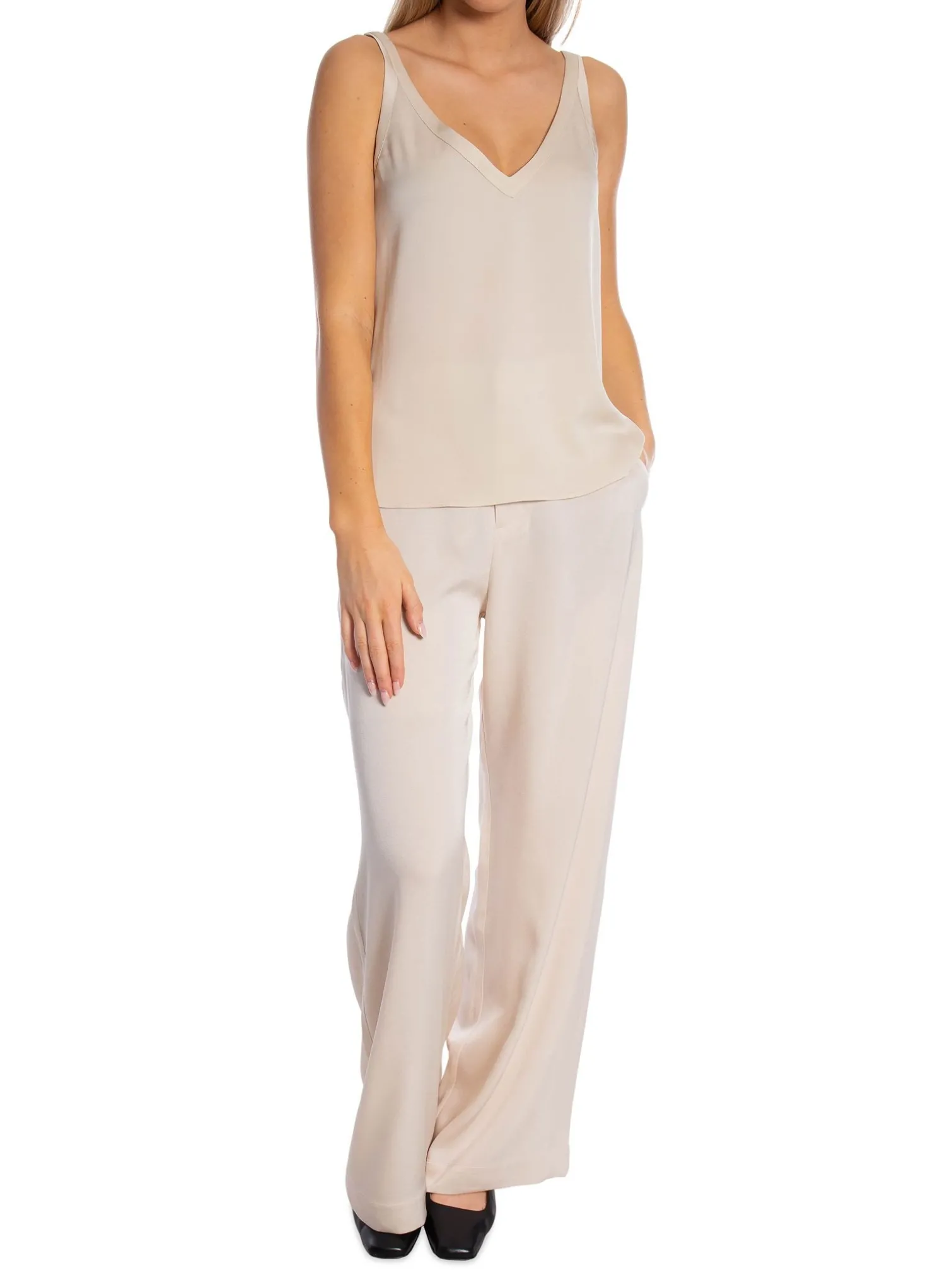 AHLVAR GALLERY TOP SHIN CREAM