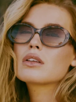 A.KJAERBEDE SUNGLASSES ANMA DEMI TORTOISE