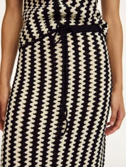 BY MALENE BIRGER SKIRT RAZE CROCHET BLACK & WHITE